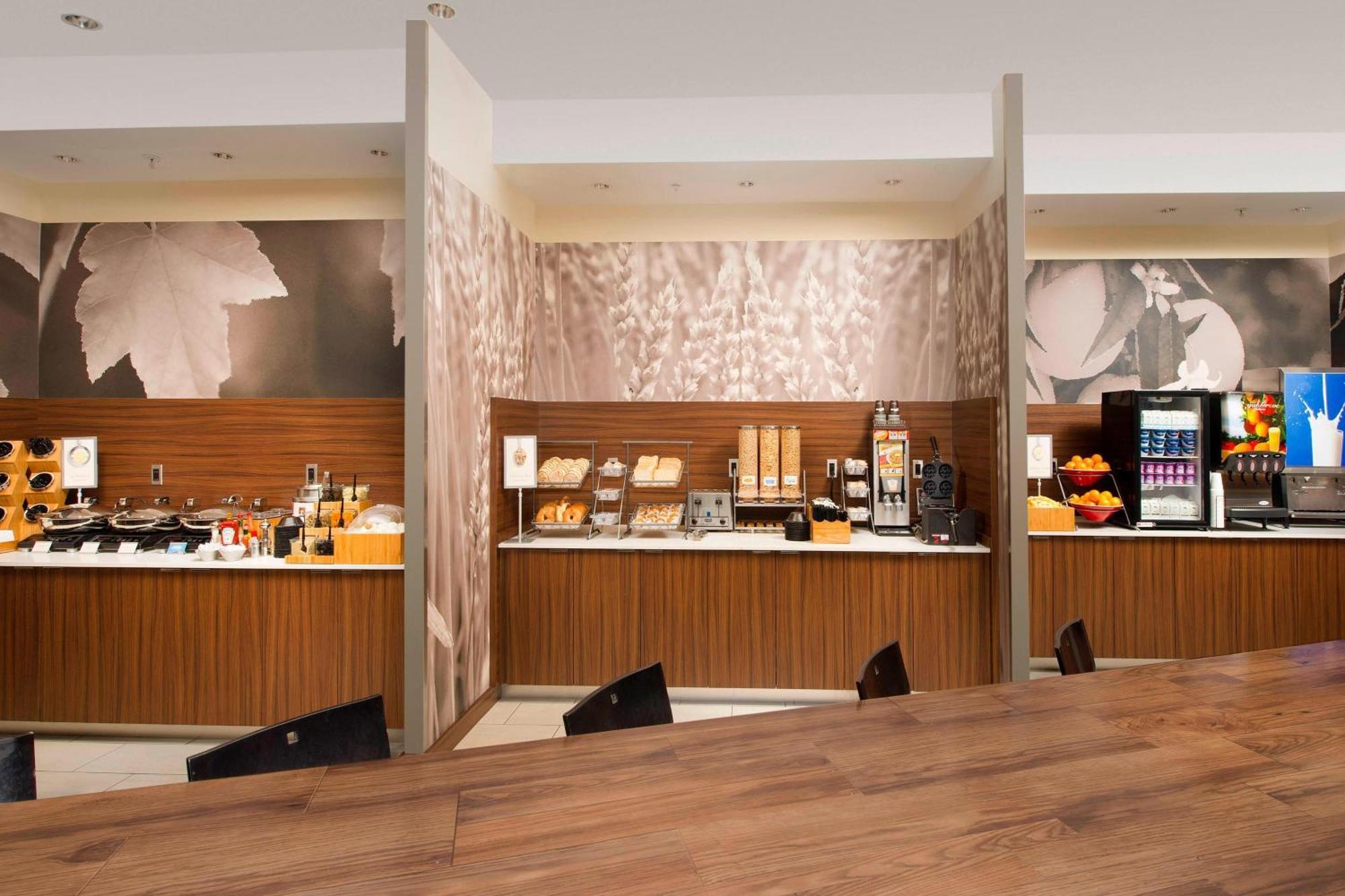 Fairfield And By Marriott Downtown/the Gulch Hotel 3*